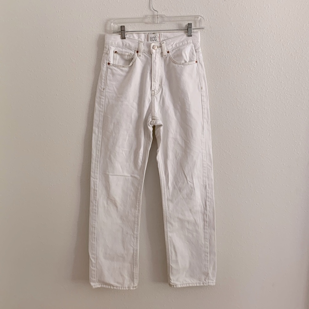 BDG women’s white jeans size 27